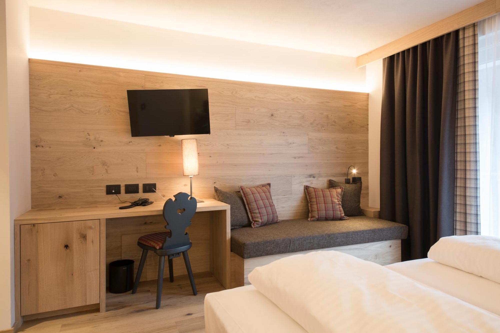 Monroc Hotel Коммеццадура Номер фото
