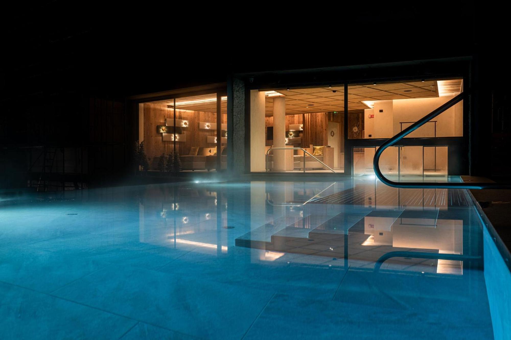 Monroc Hotel Коммеццадура Экстерьер фото